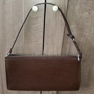 Louis Vuitton Brown Epi Leather Pochette Accessories 24 Bag
